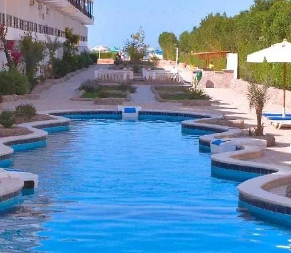 Fox House & El Gouna 4*